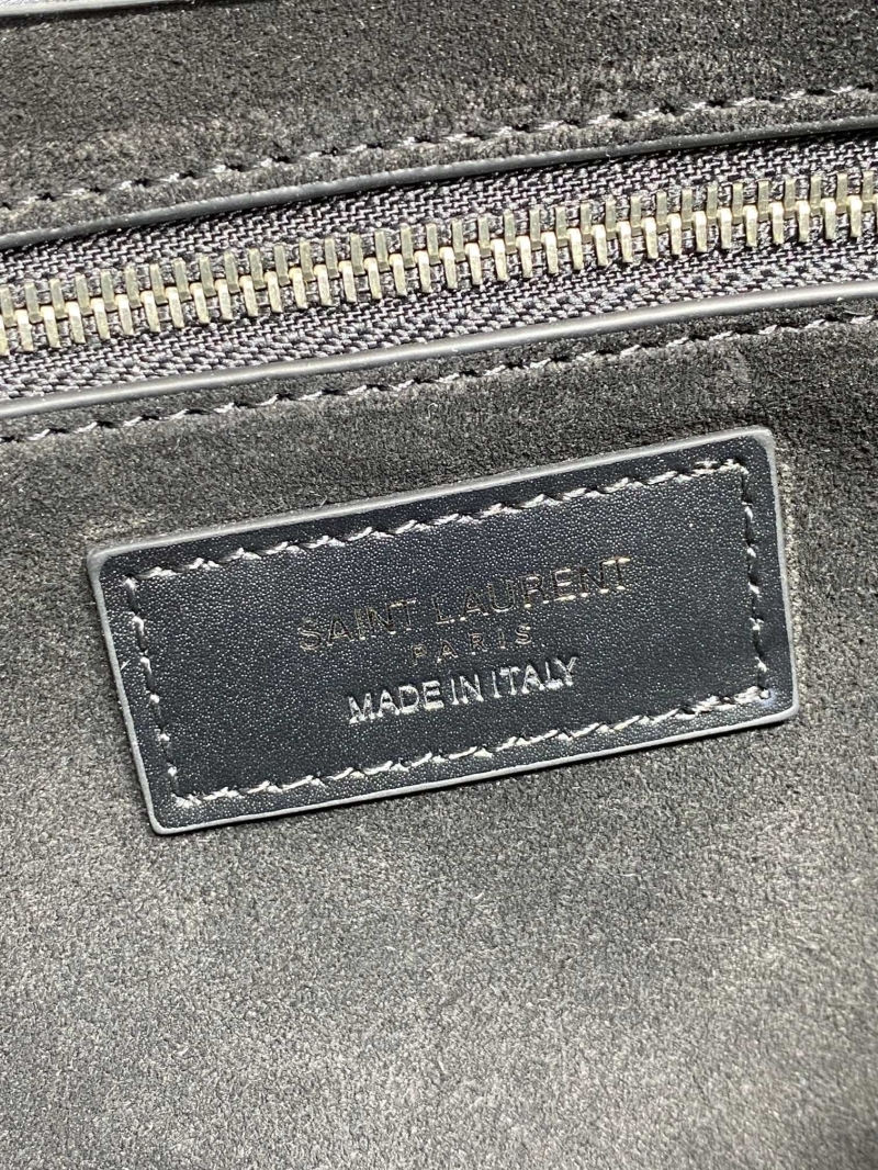 Y51 hobo bags